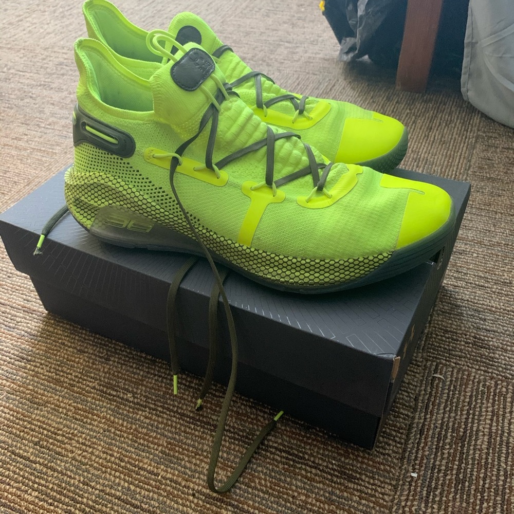 Curry 6 size 13